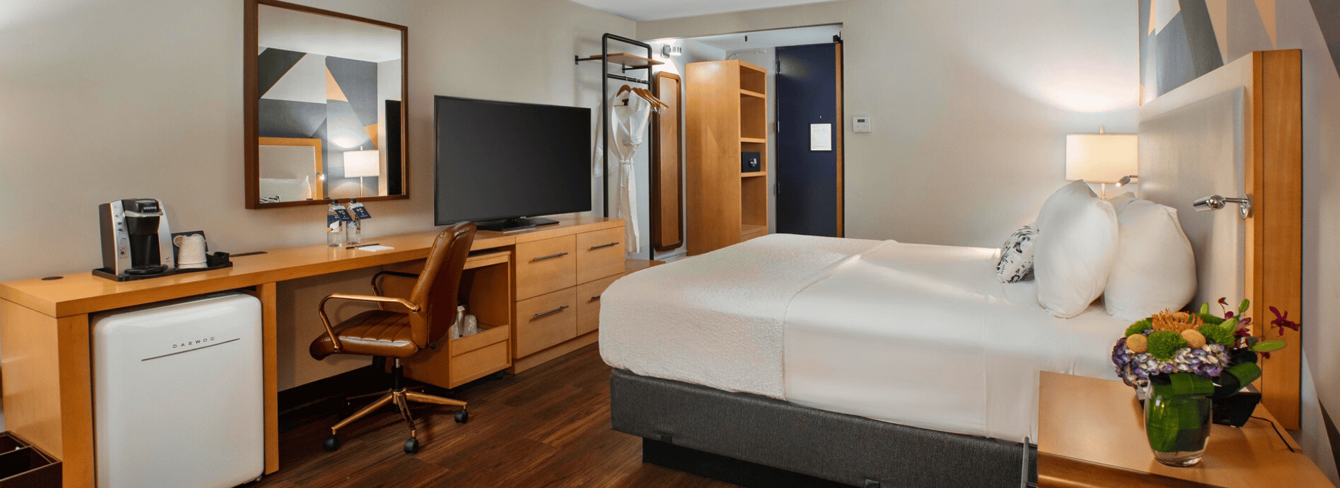 King Room At Hotel Mockingbird Dallas City Texas